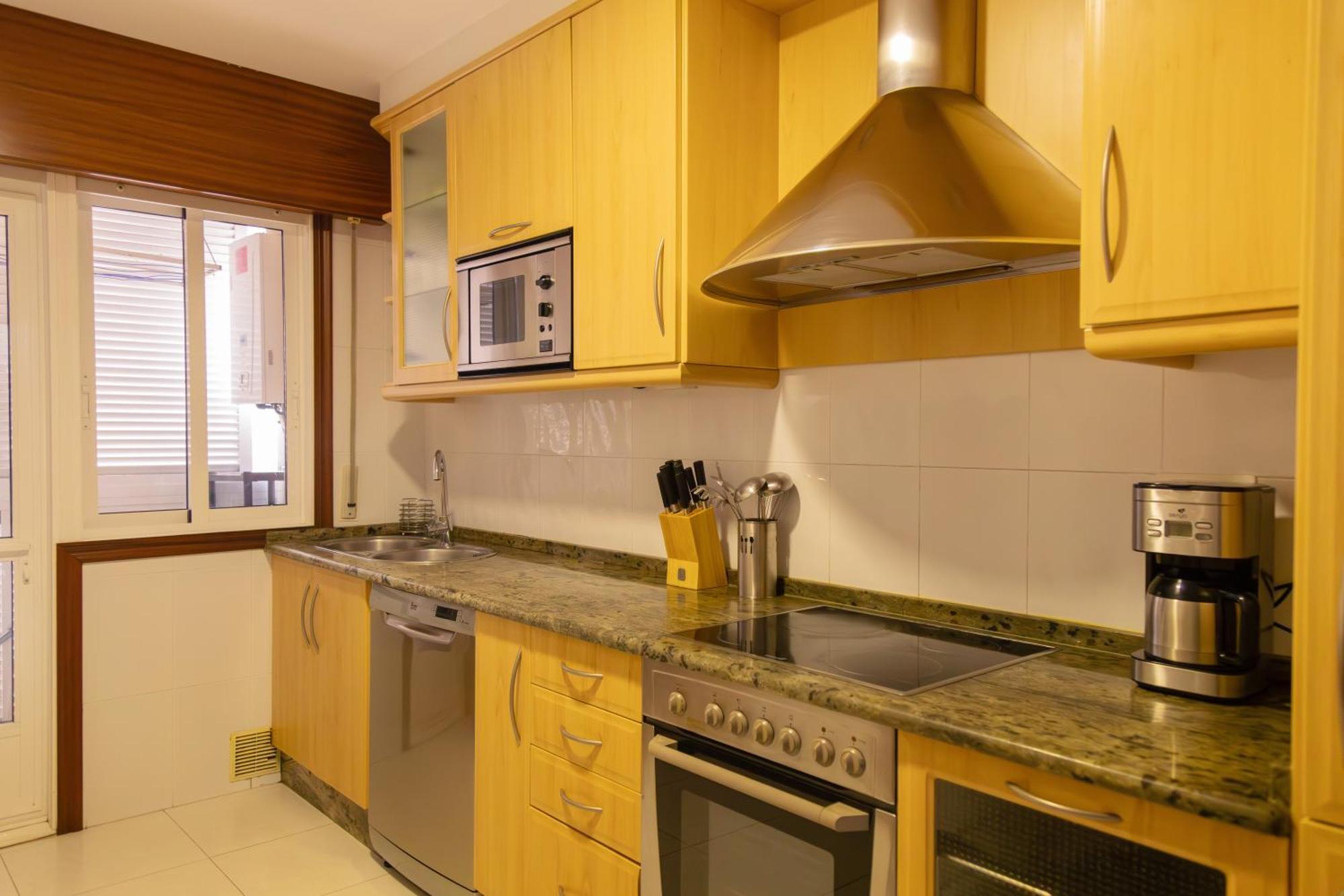 Apartamento Completo, Amplio, Muy Iluminado Y Con Plaza De Garaje Incluida. O Grove Bagian luar foto