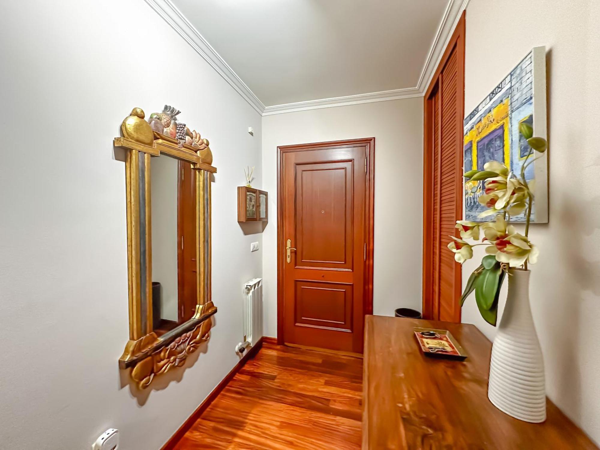 Apartamento Completo, Amplio, Muy Iluminado Y Con Plaza De Garaje Incluida. O Grove Bagian luar foto