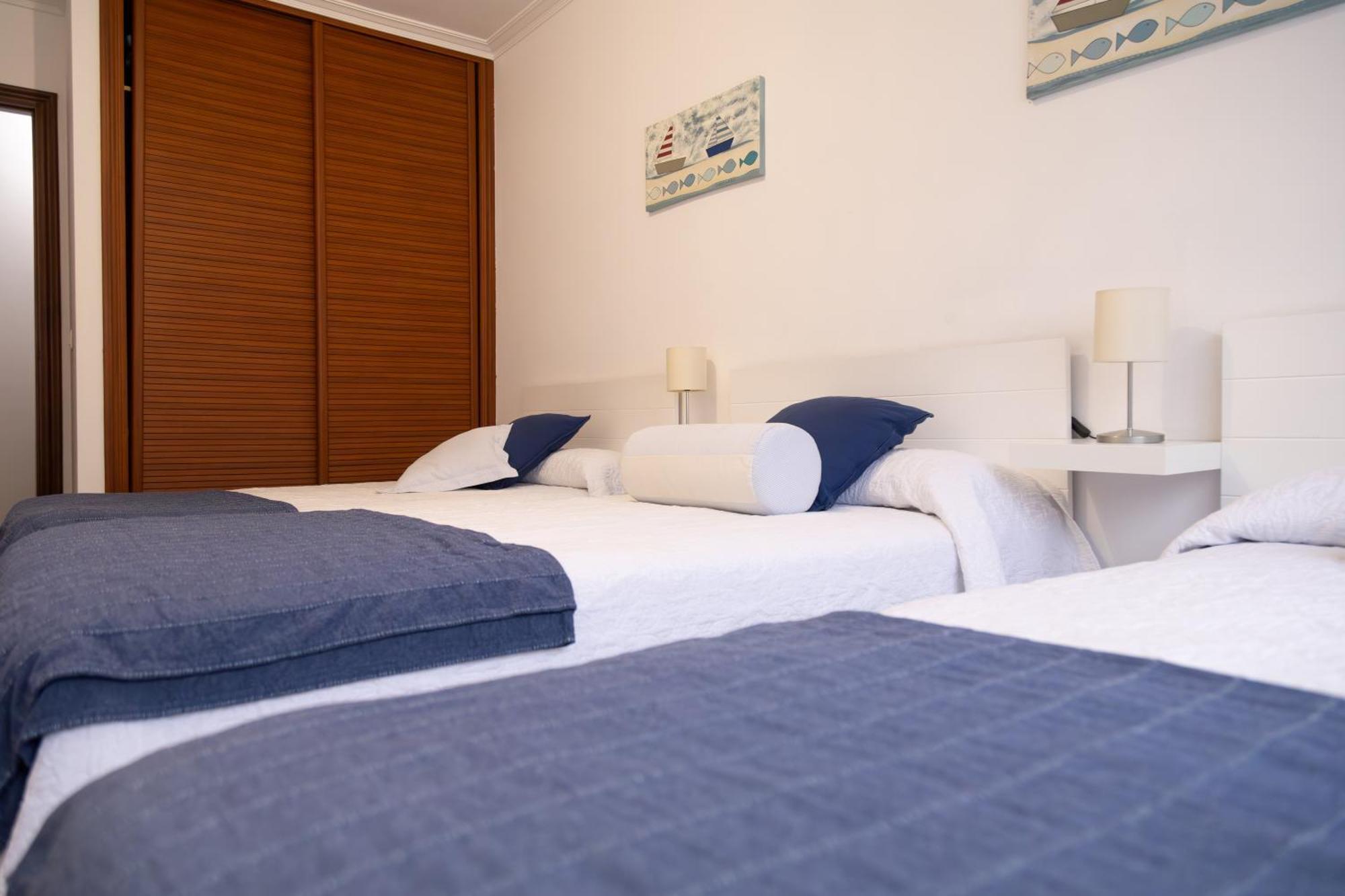 Apartamento Completo, Amplio, Muy Iluminado Y Con Plaza De Garaje Incluida. O Grove Bagian luar foto