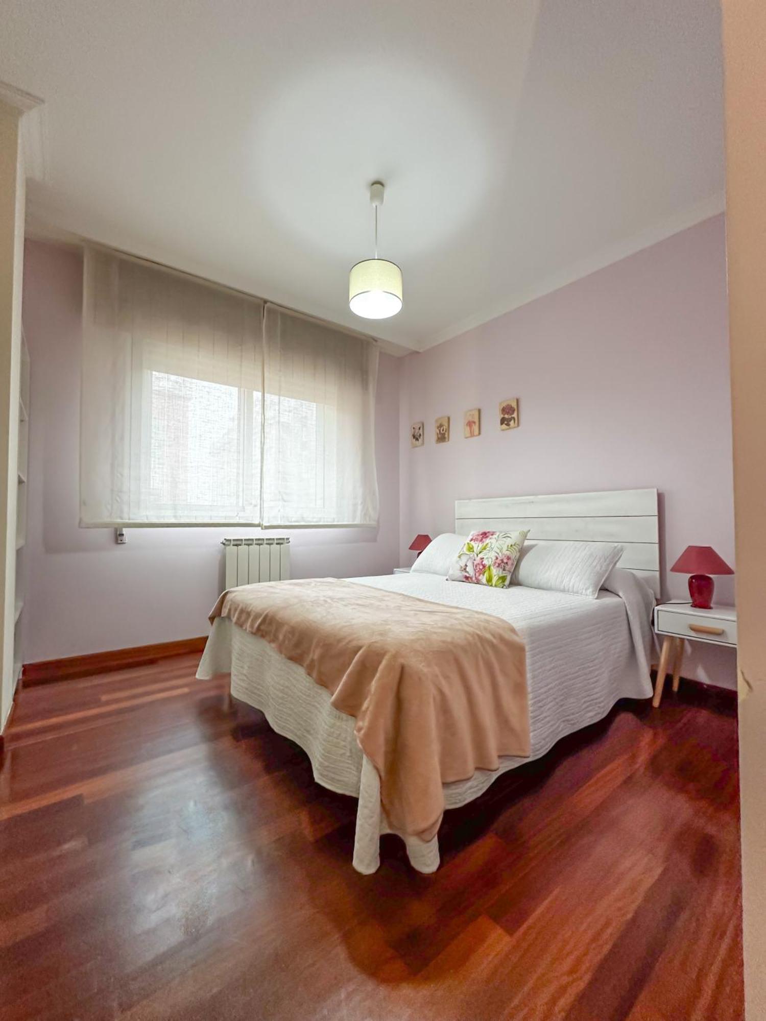 Apartamento Completo, Amplio, Muy Iluminado Y Con Plaza De Garaje Incluida. O Grove Bagian luar foto