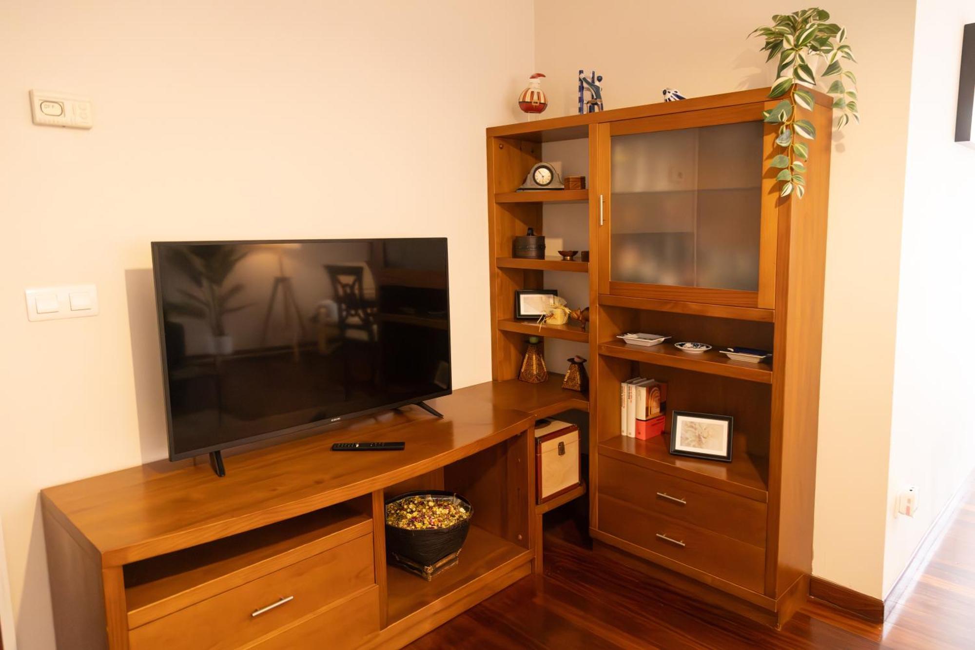 Apartamento Completo, Amplio, Muy Iluminado Y Con Plaza De Garaje Incluida. O Grove Bagian luar foto