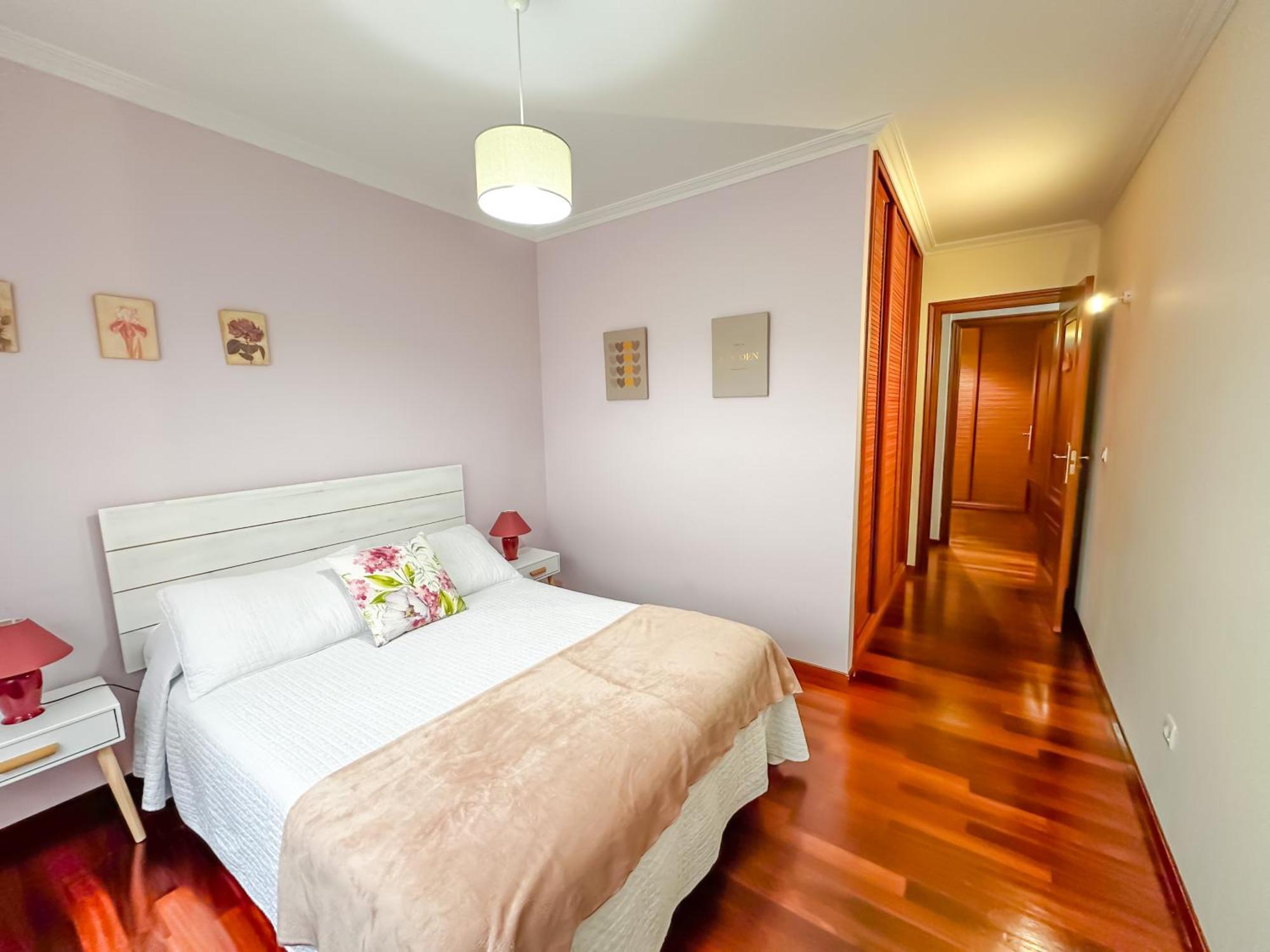 Apartamento Completo, Amplio, Muy Iluminado Y Con Plaza De Garaje Incluida. O Grove Bagian luar foto