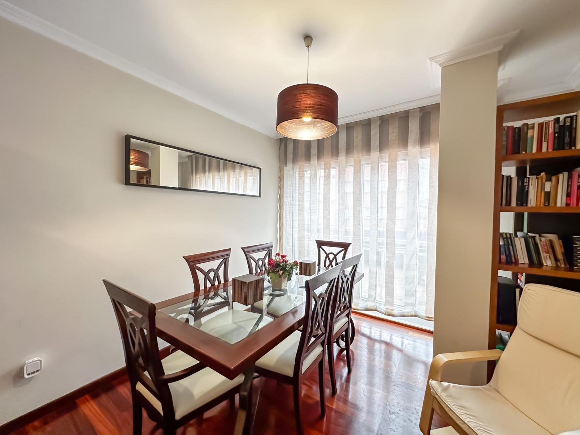 Apartamento Completo, Amplio, Muy Iluminado Y Con Plaza De Garaje Incluida. O Grove Bagian luar foto